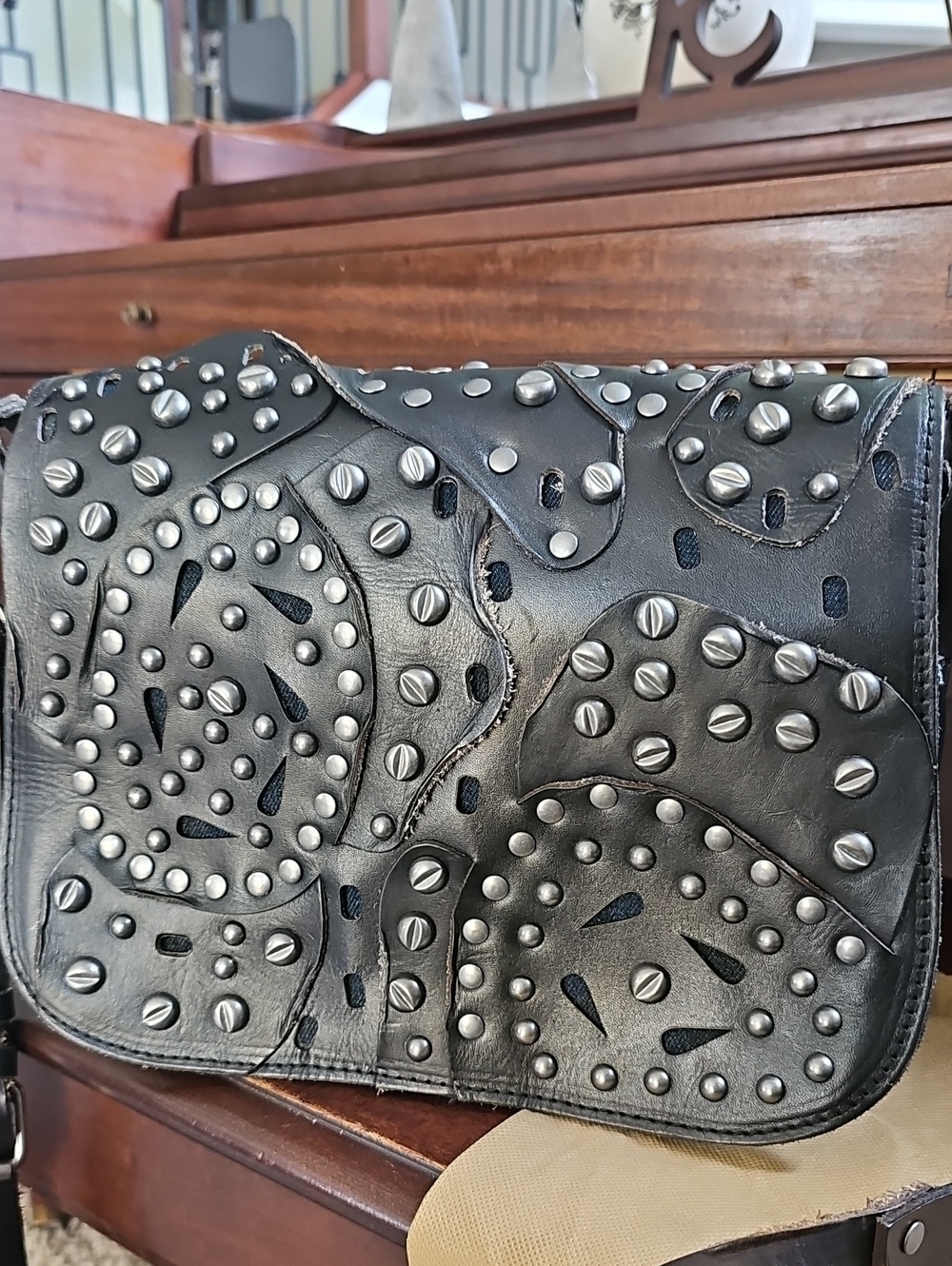 Patricia Nash Purse Rosa Leather Studded Distressed Crossbody Shoulder Bag - Picture 2 of 15